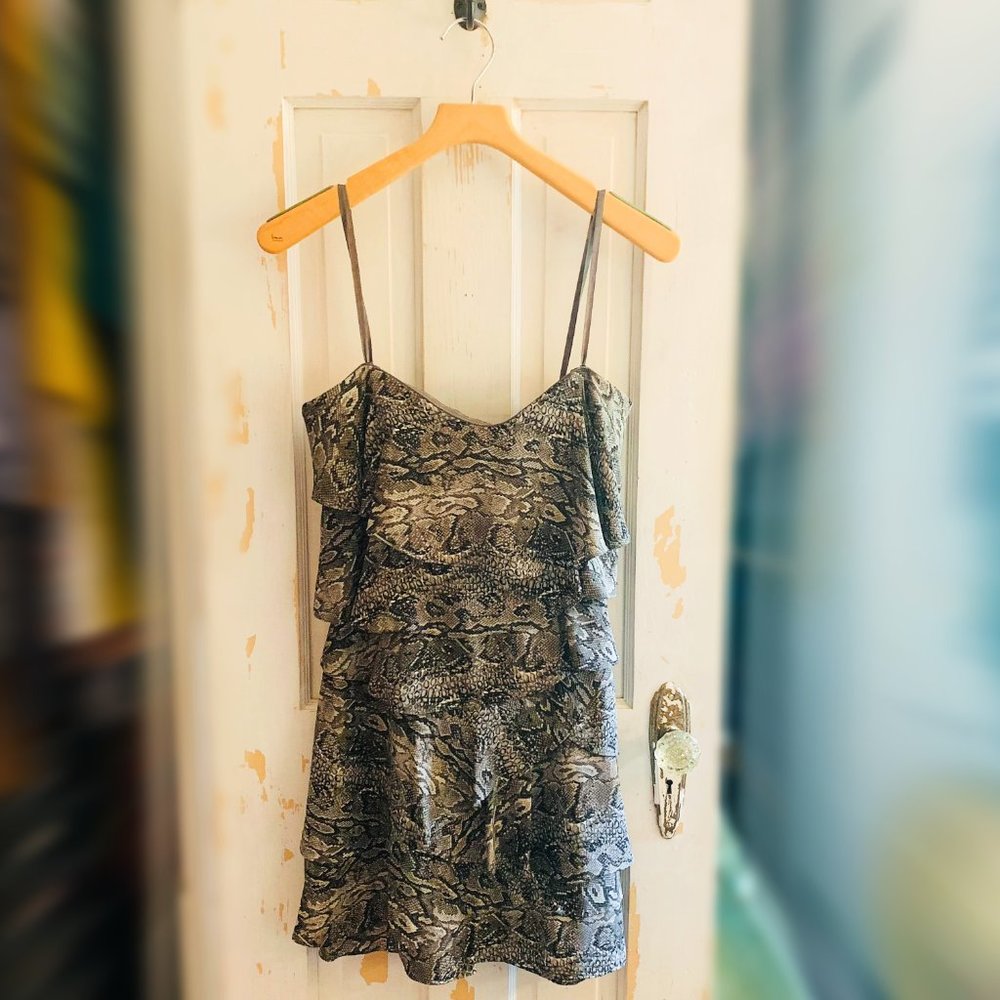 BCBGMAXAZRIA Ginger Strapless Ruffle Dress